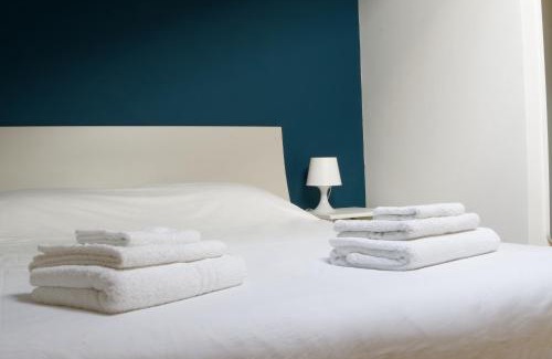 Barriera Vecchia-San Giacomo Apartment | Il Gabbiano, Mansarda a Trieste