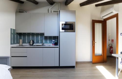 Barriera Vecchia-San Giacomo Apartment | Il Gabbiano, Mansarda a Trieste