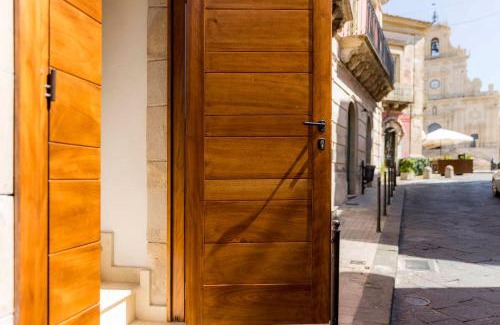 Palazzolo Acreide Historic Centre Bed & Breakfast | Il Galletto Viola, luxury room & suite