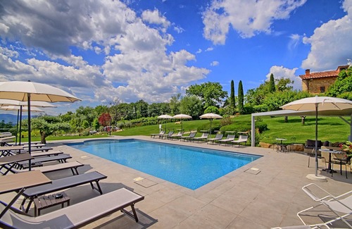Bibbiena House | IL GELSO by Fewo-Toscana. Villa for up to 28 people with private pool and air conditioning
