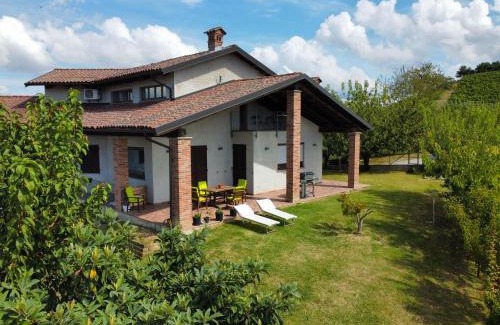 Treiso House | Il Girasole Apartments