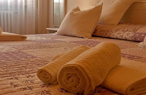 Quartiere XX Ardeatino Bed & Breakfast | Il Gufo e la Gattina - Bed and Breakfast