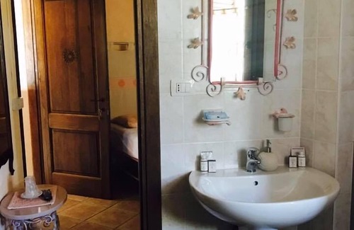 Oschiri Bed & Breakfast | Il Nuraghe Del Lago Coghinas