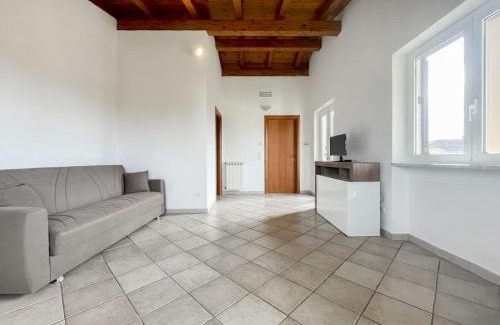 Capanne-Prato-Cinquale Boat Rental | Il Pettirosso Comfortable holiday residence