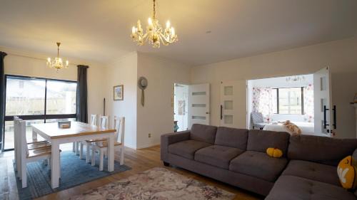 Lynmore House | Iles House Rotorua