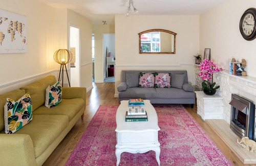Ilkley Apartment | Ilkley Place ** Sleeps 5 ** with Parking