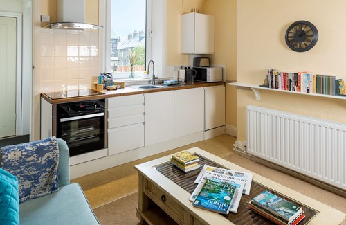 Ilkley Apartment | Ilkley Studio ** Sleeps 2 ** with Parking