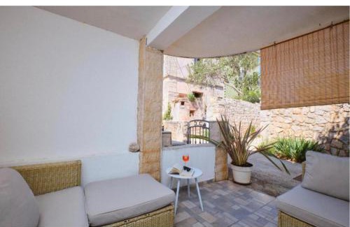 Ilovik Apartment | ILOVIK FLOWER