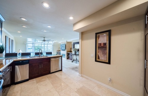 Huntington Beach House | Immaculate, 3 Bed/3Bath steps from the Water with Harbor View