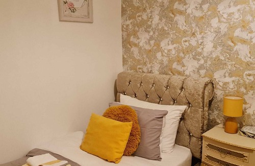 Middleton House | Immaculate 3-Bed House in Middleton