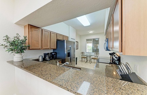 Bradenton Condo | Immaculate Condo/Exceptional Golf/Pickle Ball/Tennis Community