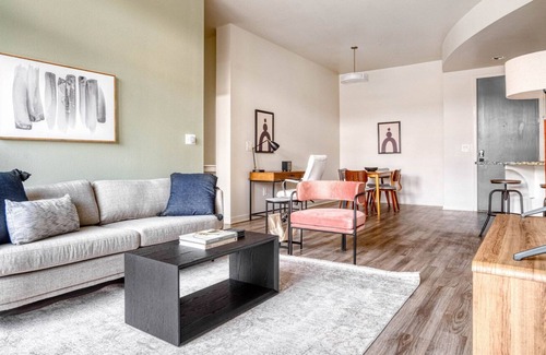 Central Boulder Apartment | Impeccable Boulder 2BR w/ Pool & Gym, by Blueground