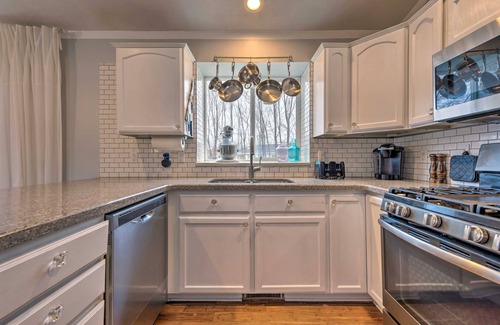 Lehi House | Impeccably maintained, fun yard, 3 Mi from Thanksgiving Point in Lehi