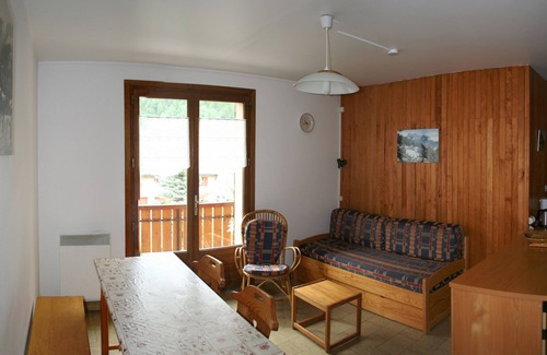 La Salle-les-Alpes Ski Chalet | IN A BIG CHALET rentals apartments SERRE CHEVALIER 1400