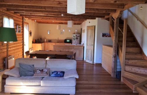 Molines-en-Queyras Ski Chalet | In a quiet chalet, apartment of 100 m2 for 6 people with terrace