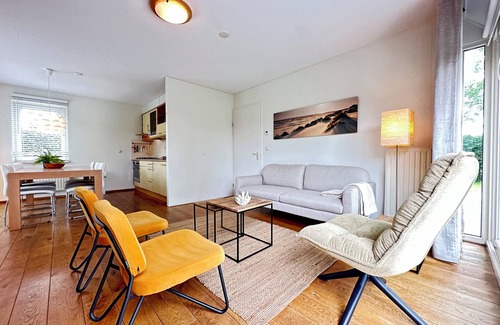Brouwershaven House | In a quiet location and a detached 6-person house with garden on 500 m2