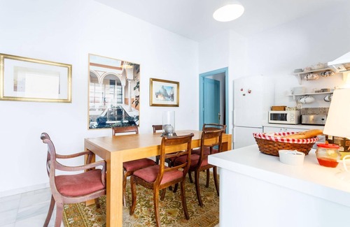 San Bartolome House | IN OFFER - LUXURY HOUSE WITH TERRACE IN LA JUDERIA, PAX 10