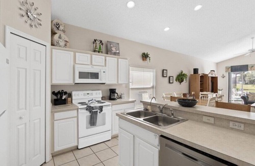 Four Corners Villa | In Orlando area, large Family Friendly Home - Close to Disney