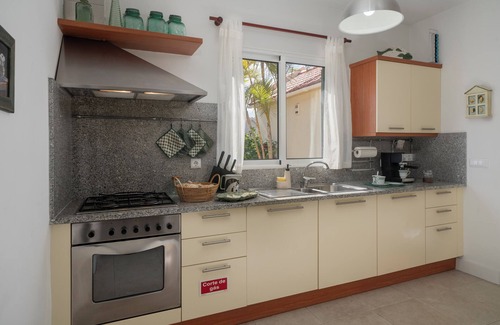 Pedras Pretas House | In Porto Santo, the Golden Island - Casa de Férias