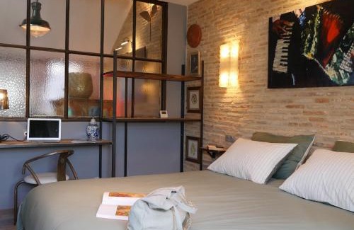 Saint-Martial-de-Nabirat Apartment | In Sarlat Luxury Rentals, Medieval Center - Loft Stella Matutina -2p-ascenseur-climatisation