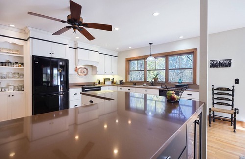 North Egremont House | In the beautiful Berkshires, wheelchair-accessible home-20min toTanglewood nnn