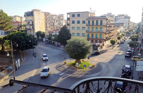 Pompei Apartment | In the central area of Pompeii, a few meters from the Sanctuary and the Excavations.