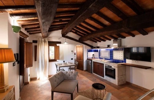 Corbara Apartment | In the charming Umbrian countryside near Orvieto, villa with pool and waterfall.