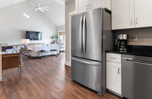 Fontana-on-Geneva Lake Apartment | In the Heart of it ALL! New Construction/Sunset Balcony/Dwtn Fontana/Grill Access/UpscaleCondo