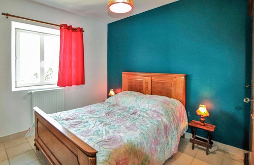 Comps House | In the heart of the Drôme des Collines, on the heights of the hamlet of Comps, known for its fully r