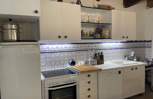 Redessan House | In the heart of the village, large family home 380 m2 with swimming pool