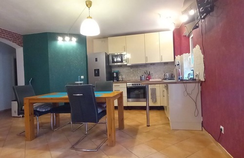 Seckbach Apartment | In the middle of Alt-Seckbach