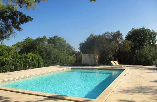Uzes Villa | In Uzès, 93m² airco+private terrace, sw.-pool 9X9, WIFI, huge garden, very quiet