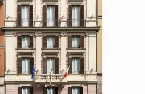 Rione III Colonna Apartment | Incredible 1BR Suite Great Space in Rome