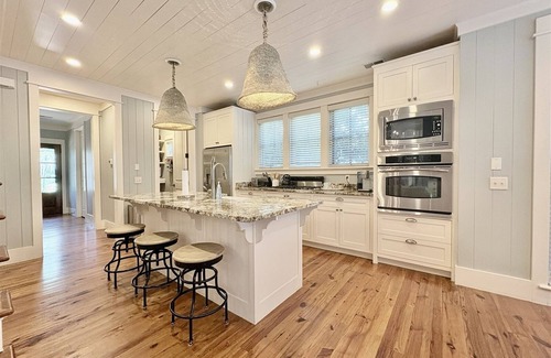Palmetto Bluff House | Incredible Home in West Wilson! Low September Rates!