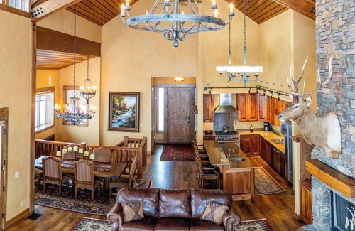 Tetonia House | Incredible Luxury home with Stunning views of Grand Teton Mountains and Valley