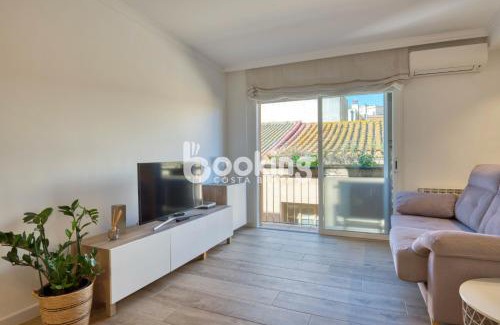 Sant Feliu de Guixols Apartment | Indústria Apartament per 3 persones a 2 minuts de la platja amb Aire acondicionat i plaça d'aparcament