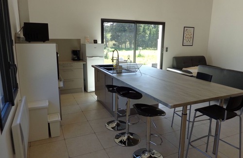 Saint-Martin-de-Crau House | INDEPENDENT VILLA with SWIMMING POOL in organic farmland