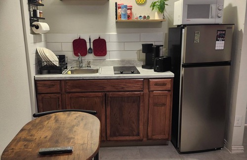 Waller Apartment | Independent and private room in a family house