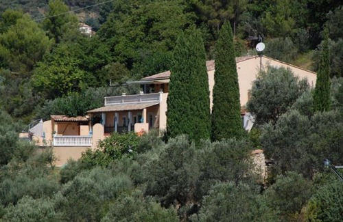 Callas Villa | Independent apartment in house with pool