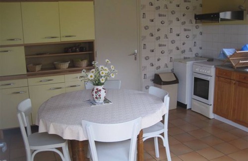 Reville Cottage | Independent House near the beach in Réville