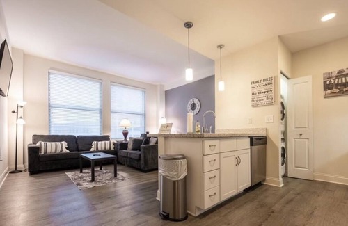 Market East District Apartment | INDI 115 N. Penn St. Modern 1Bd 1Ba W/King Bed in the Heart of Downtown