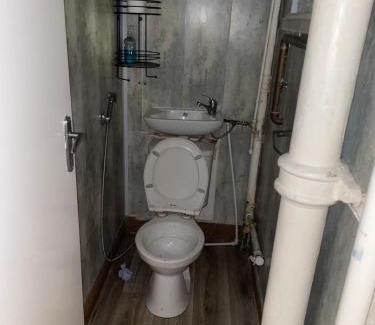 Warwick Apartment | Indiana joes