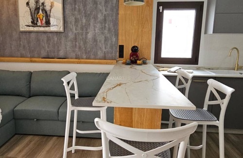 Lajares Apartment | Indira House: Modern, Relaxing Villa with Pool and BBQ in Lajares, Fue