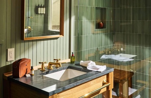 Guerneville Hotel | Indulge In A Remarkable Stay! Free Parking, Near Sunset Beach County Park!