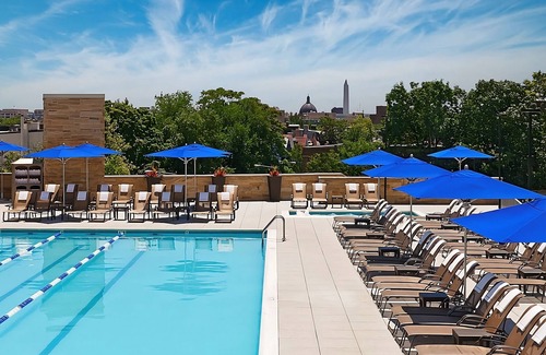 Dupont Circle Hotel | Indulge in Home Like Comfort! Swimming Pool, Pets Allowed!
