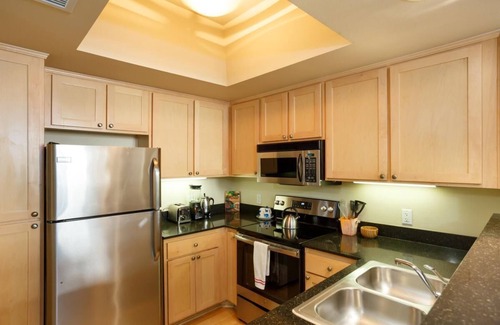 Bankers Hill Condo | Indulge yourself w/access to Balboa Park, Gaslamp, Little Italy, & Hillcrest!