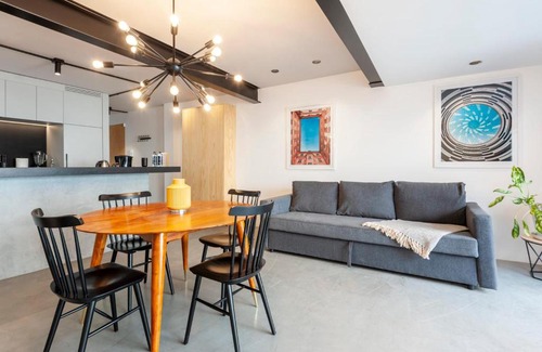 Roma Norte Apartment | Industrial 1BR with Private Terrace in Roma Norte
