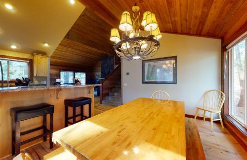 Overlook Park House | Infinite Adventure