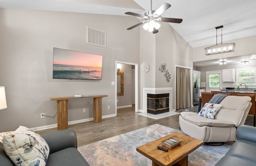 Wake Forest House | Infinity Board Game Table | Pet Friendly | Fire-Pit