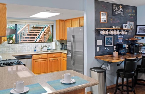 Canyon Lake House | Infinity Views, Heated Pool, Hill Country Paradise!